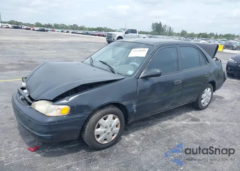 1998 Toyota Corolla Ve z USA, uszkodzony, nr VIN 1NXBR12E2WZ048934